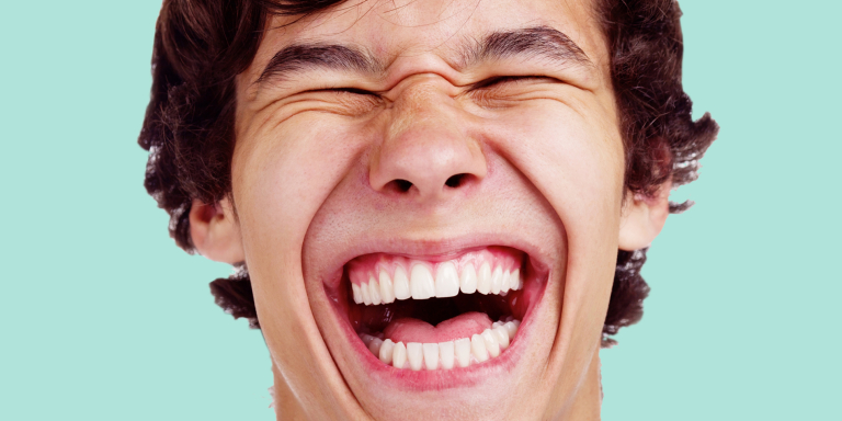 lachen-op-de-werkvloer-gezond